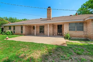1600 Delta Dr, Arlington, TX 76012 - Photo 25