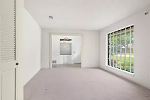 1600 Delta Dr, Arlington, TX 76012 - Photo 5