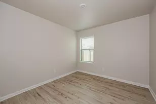 122 Bluebonnet Dr, Sanger, TX 76266 - Photo 11