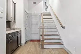 1390 Arch Pl, Dallas, TX 75215 - Photo 15