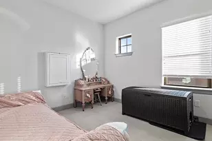 1390 Arch Pl, Dallas, TX 75215 - Photo 13