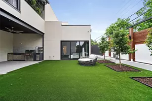 10236 Crestover Dr, Dallas, TX 75229 - Photo 23