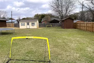 203 Jane St, Groesbeck, TX 76642 - Photo 33