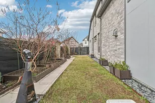 4325 Smokey Quartz Ln, Arlington, TX 76005 - Photo 35