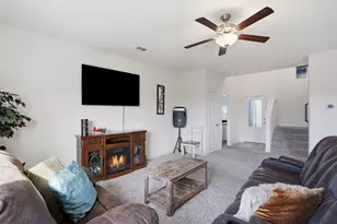 9716 Teton Vis Dr, Fort Worth, TX 76140 - Photo 5