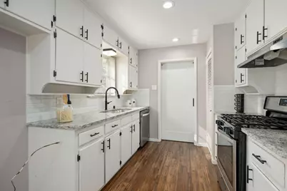 1916 Chattanooga Drive, Bedford, TX 76022 - Photo 9