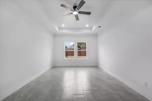 2419 Lincoln Ave, Fort Worth, TX 76164 - Photo 11