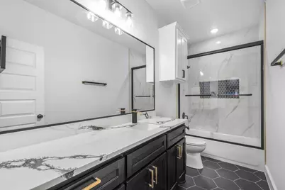 2419 Lincoln Avenue, Fort Worth, TX 76164 - Photo 13