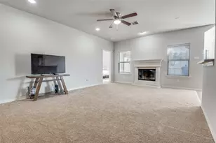 5826 Cynthia Dr, Midlothian, TX 76065 - Photo 5