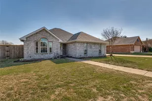 5826 Cynthia Dr, Midlothian, TX 76065 - Photo 3