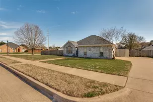 5826 Cynthia Dr, Midlothian, TX 76065 - Photo 5