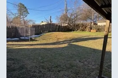 217 Ross Avenue, Denison, TX 75020 - Photo 9