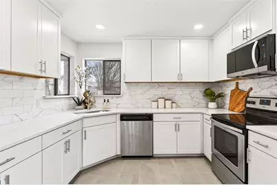 6410 Running Creek Drive, Arlington, TX 76001 - Photo 9