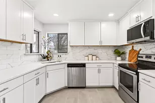 6410 Running Creek Dr, Arlington, TX 76001 - Photo 9