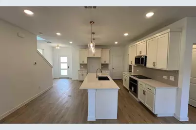 6907 Mission Tejas Drive, Dallas, TX 75228 - Photo 9