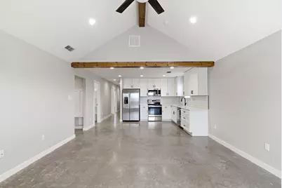 2314 Creekview Drive, Granbury, TX 76048 - Photo 3