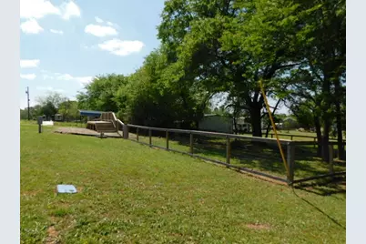 285 Caddo, Quitman, TX 75783 - Photo 15