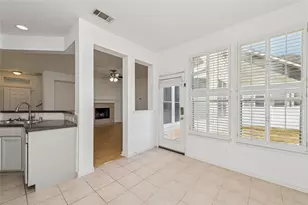 10110 Lakeview Dr, Aubrey, TX 76227 - Photo 13