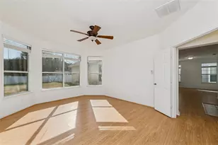 10110 Lakeview Dr, Aubrey, TX 76227 - Photo 17