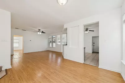 10110 Lakeview Drive, Aubrey, TX 76227 - Photo 5