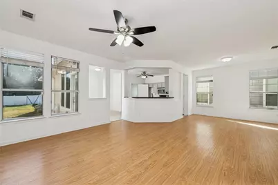 10110 Lakeview Drive, Aubrey, TX 76227 - Photo 9