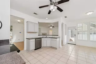 10110 Lakeview Dr, Providence Village, TX 76227 - Photo 11