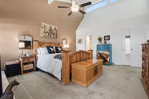 9446 Chimney Corner Ln, Dallas, TX 75243 - Photo 19