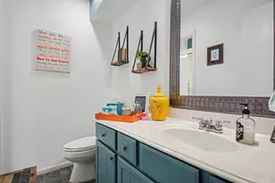 9446 Chimney Corner Ln, Dallas, TX 75243 - Photo 31