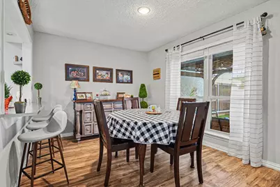 9446 Chimney Corner Lane, Dallas, TX 75243 - Photo 7