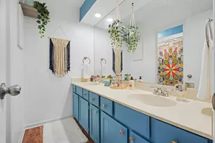 9446 Chimney Corner Ln, Dallas, TX 75243 - Photo 21