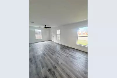 303 W Broad Street, Mansfield, TX 76063 - Photo 5