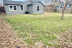 303 W Broad St, Mansfield, TX 76063 - Photo 11