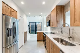 2702 Carroll Ave, Dallas, TX 75204 - Photo 7