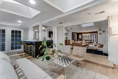 6824 Winterwood Lane, Dallas, TX 75248 - Photo 19