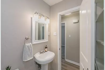 203 E 11th Street, Kaufman, TX 75142 - Photo 25