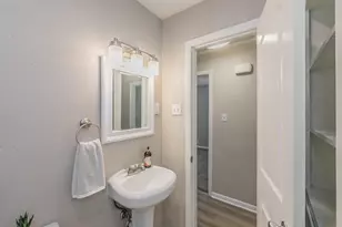 203 E 11th St, Kaufman, TX 75142 - Photo 25