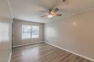 203 E 11th St, Kaufman, TX 75142 - Photo 7