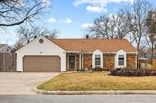 1817 Teton Dr, Grapevine, TX 76051 - Photo 3