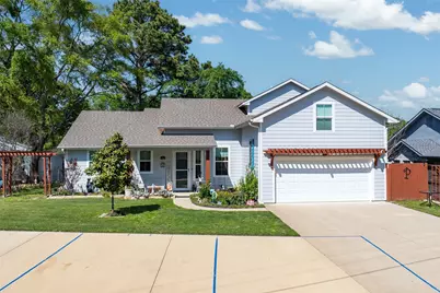 122 Redondo Drive, Gun Barrel City, TX 75156 - Photo 1
