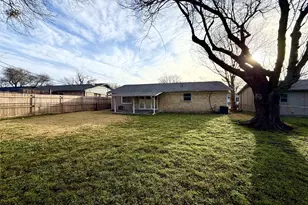 1222 Saturn Dr, Cedar Hill, TX 75104 - Photo 13