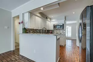 7758 Dentcrest Dr, Dallas, TX 75254 - Photo 9