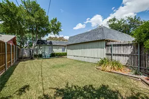 7758 Dentcrest Dr, Dallas, TX 75254 - Photo 21