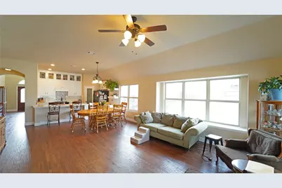 1901 Bay Laurel Drive, Weatherford, TX 76086 - Photo 7