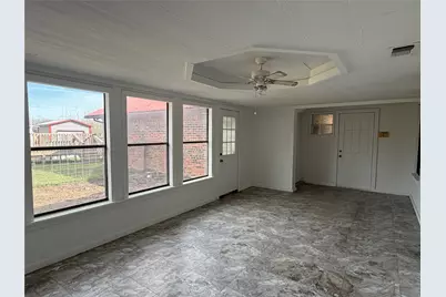 314 W 5th Street, Springtown, TX 76082 - Photo 19