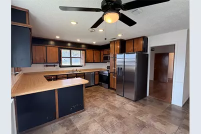 314 W 5th Street, Springtown, TX 76082 - Photo 9