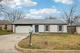 832 Crosstimbers Dr, Fort Worth, TX 76108 - Photo 1