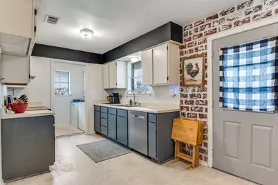 2405 3rd Street, Sachse, TX 75048 - Photo 9