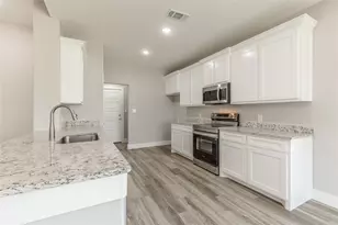 1219 S Montgomery St, Sherman, TX 75090 - Photo 7