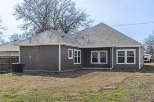1219 S Montgomery St, Sherman, TX 75090 - Photo 19