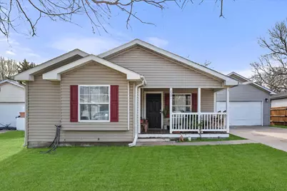 2301 W 13th Avenue, Corsicana, TX 75110 - Photo 1